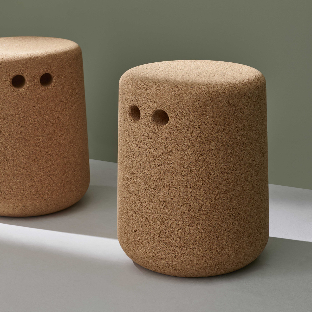 BOB001 Bob stool Natural 02 Square v2