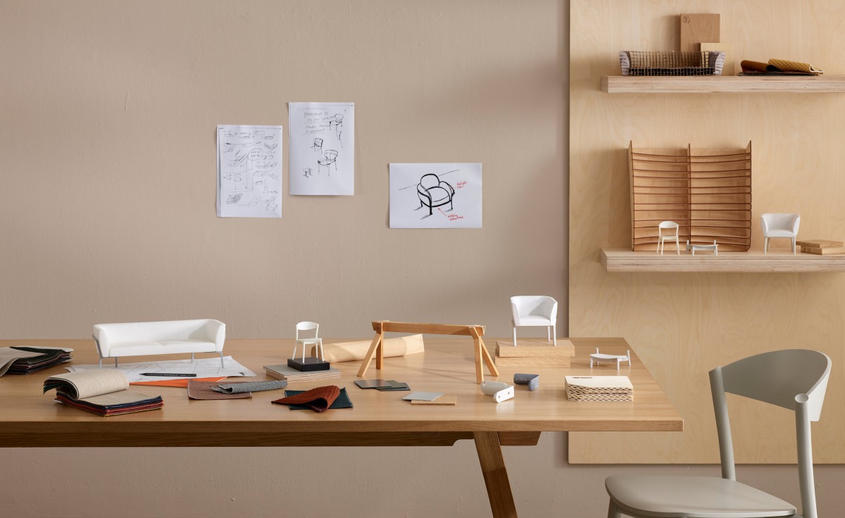 DESIGN STUDIO TABLE TOP STILL LIFE A 019