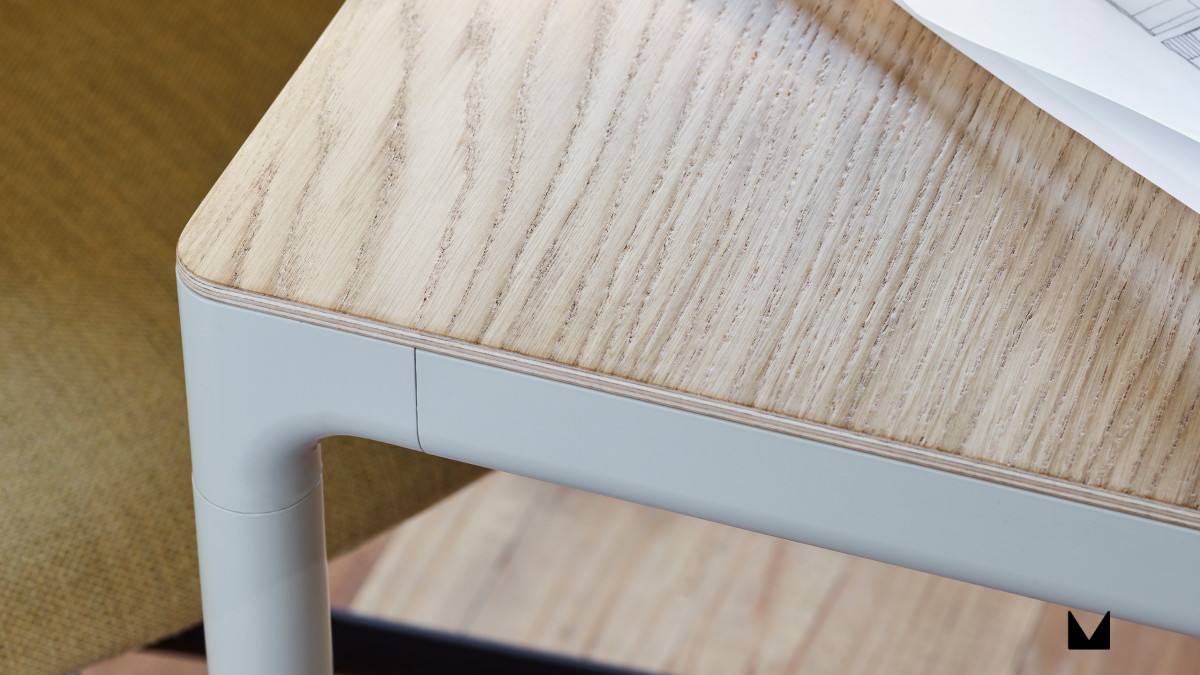 O+M Manual Holder images v4