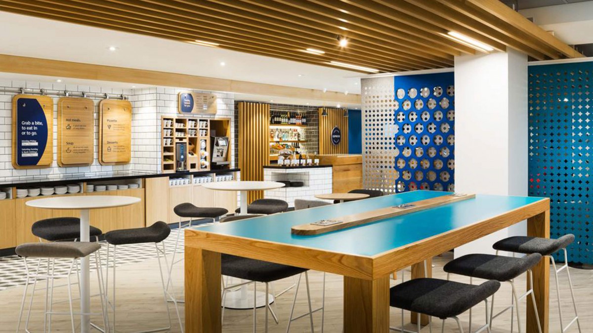 Holiday Inn Express 3