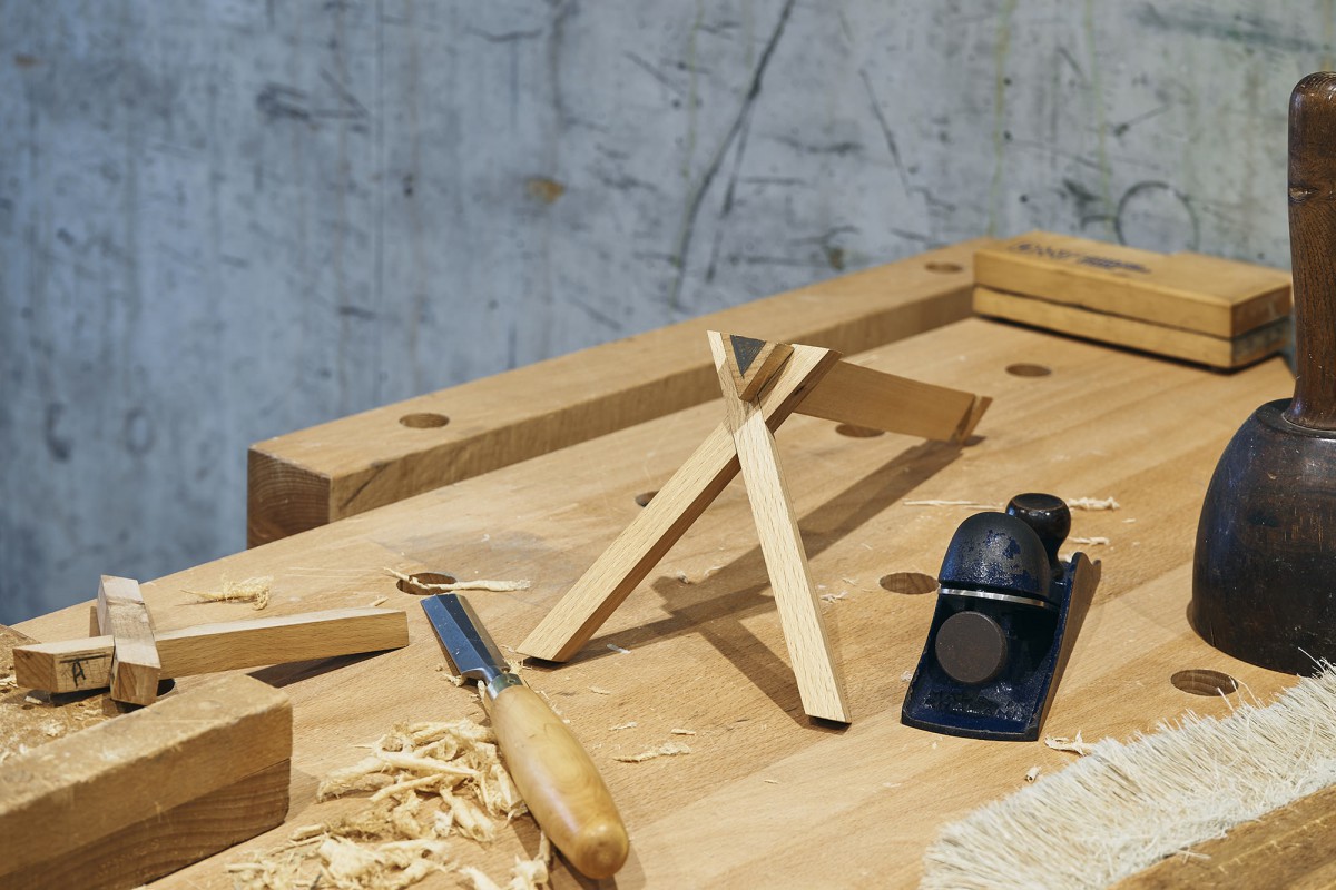 SIMON IN CONVOSATION MODUS00548