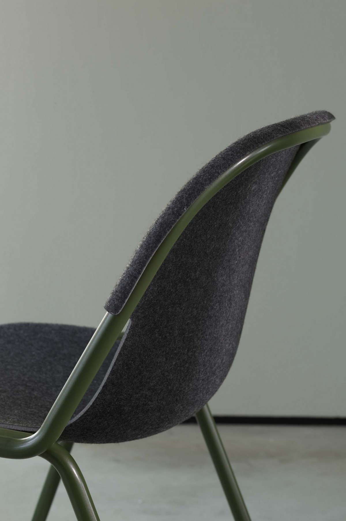 Richard Detail 02 Portrait FillWzEyNjAsMTkwMF0