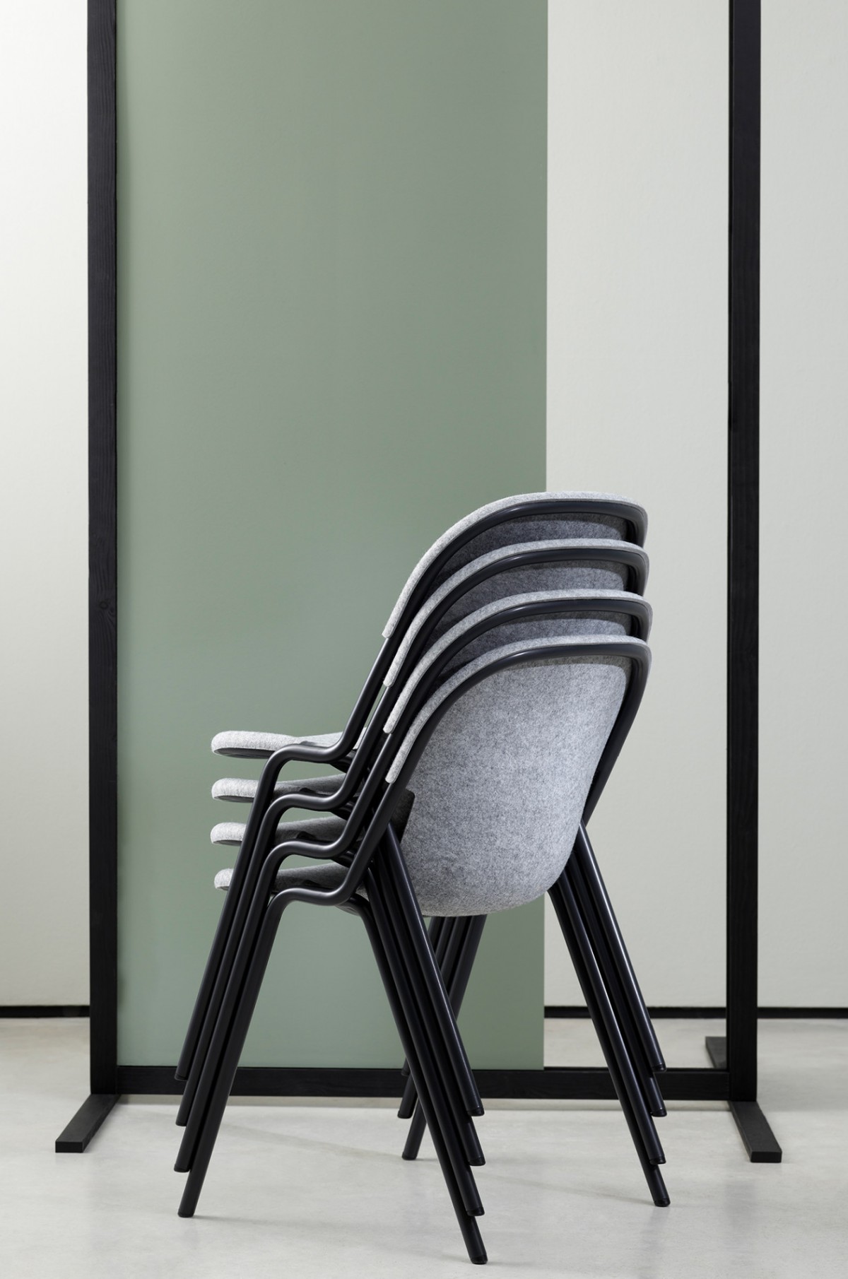 Richard Stacked Portrait FillWzEyNjAsMTkwMF0