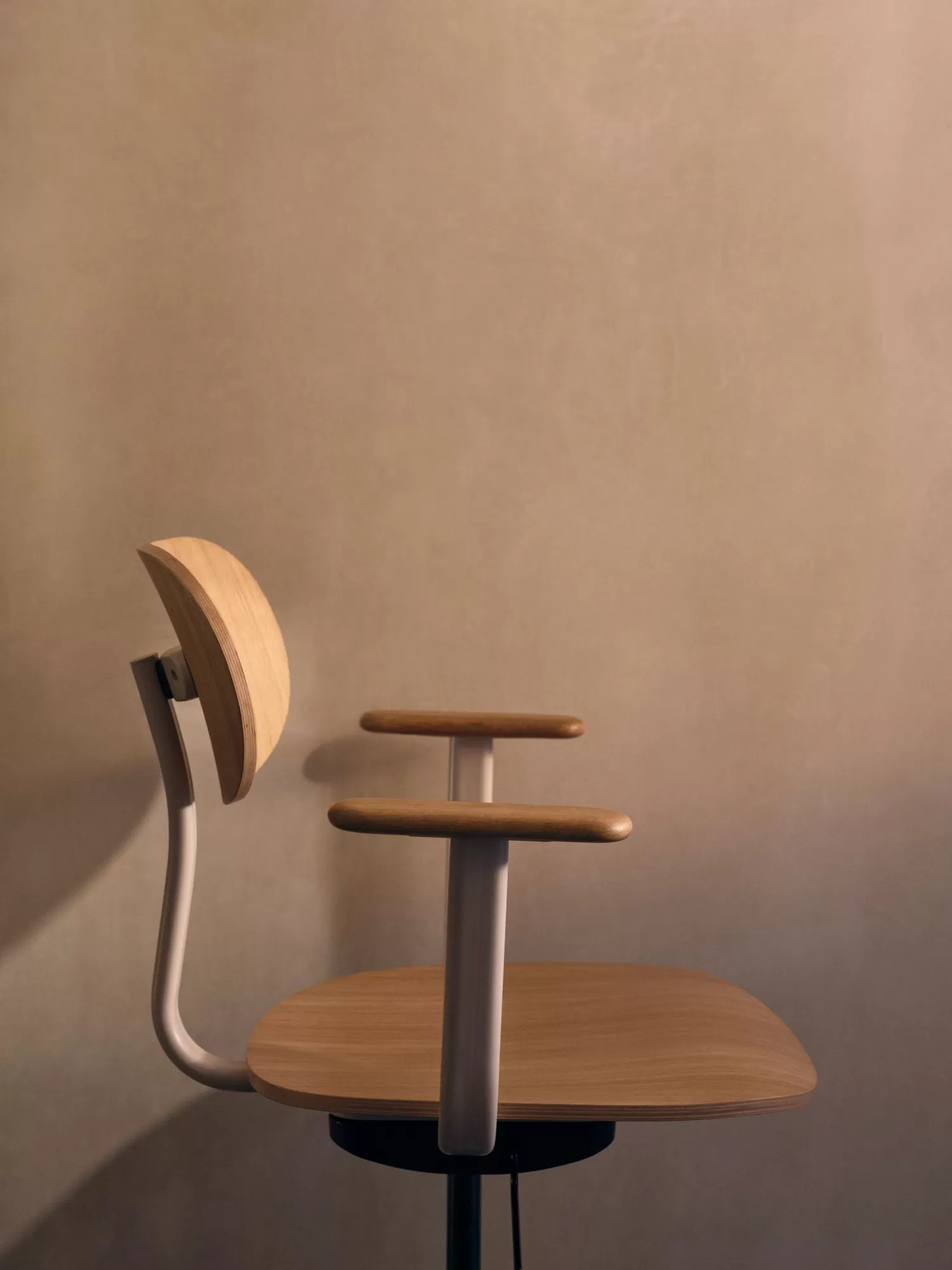 Modus PLC Studio Lifestyle PLS003 Side