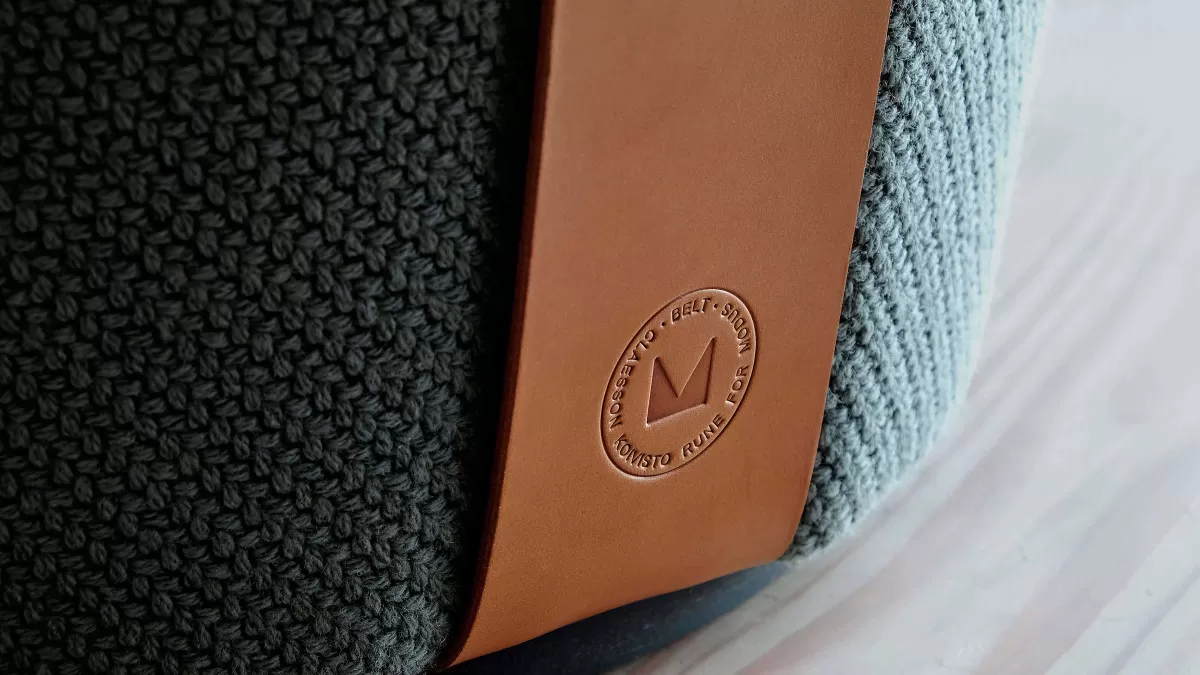 BEL001 Belt stool Leather belt 03