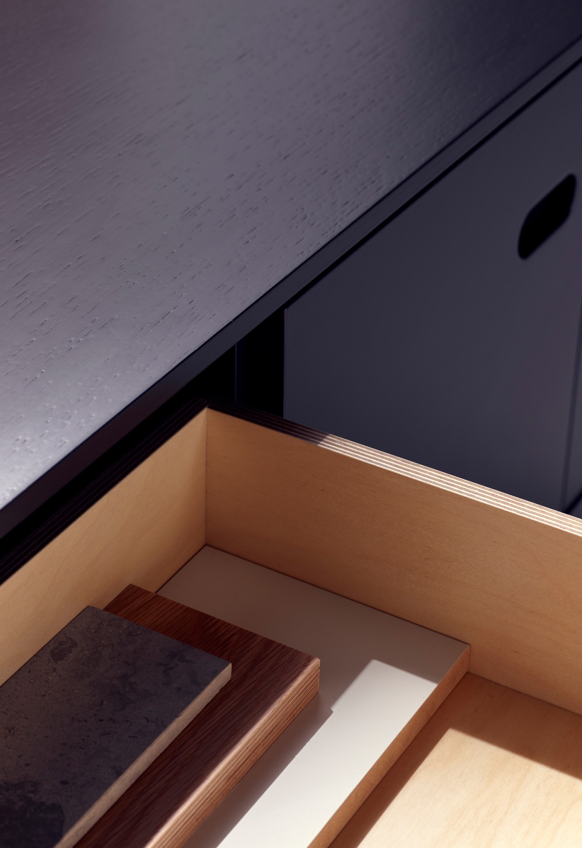 Pearson Lloyd Edge Storage Portrait 02